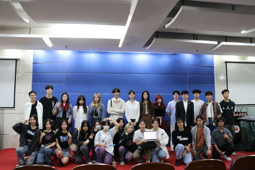 語言文化學院大學生文藝專場暨文化藝術交流活動策劃